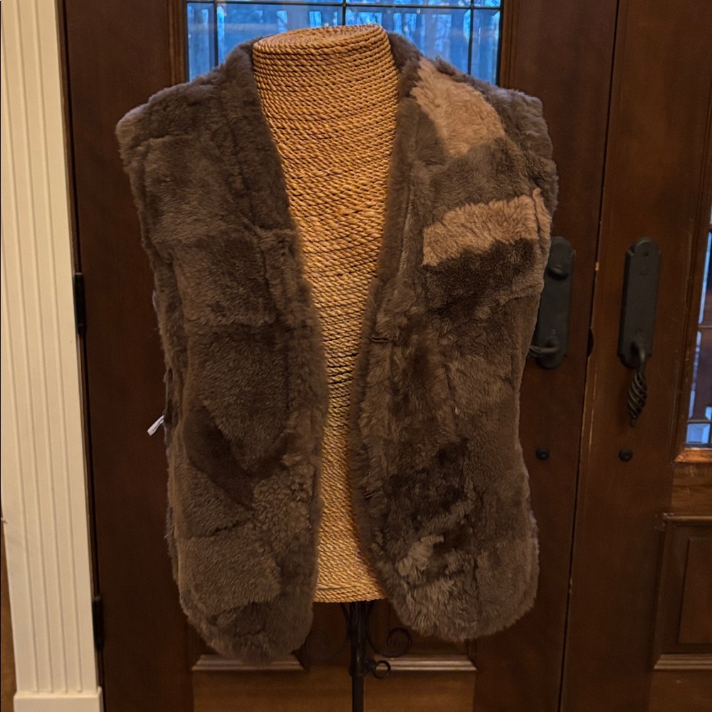 Reversible Patchwork Sheepskin Vest - image 7